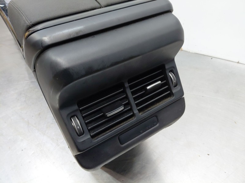 Recambio de apoyabrazos central para land rover range rover evoque (l551) 2.0 d150 referencia OEM IAM   