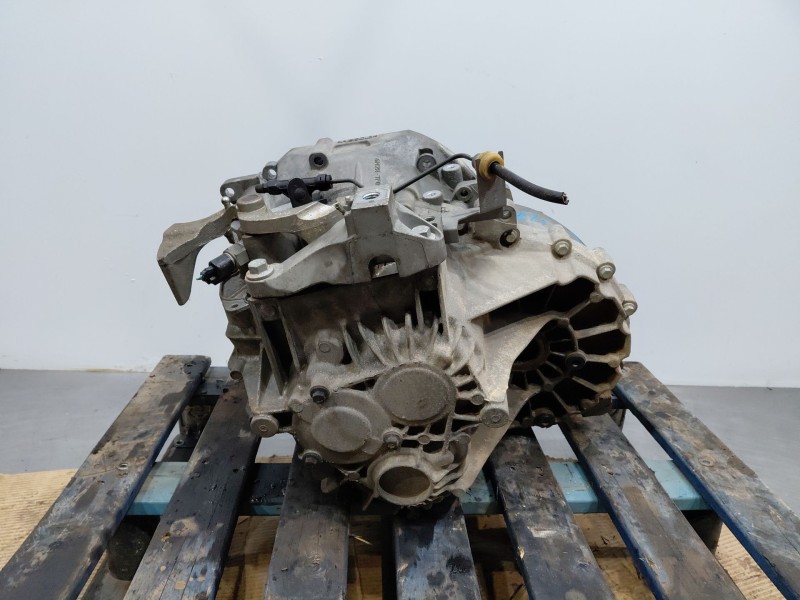 Recambio de caja cambios para ford kuga i 2.0 tdci referencia OEM IAM AV4R  