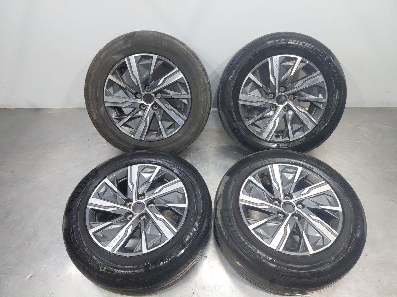 Recambio de juego llantas para hyundai tucson tecno sky referencia OEM IAM 52910N7160  