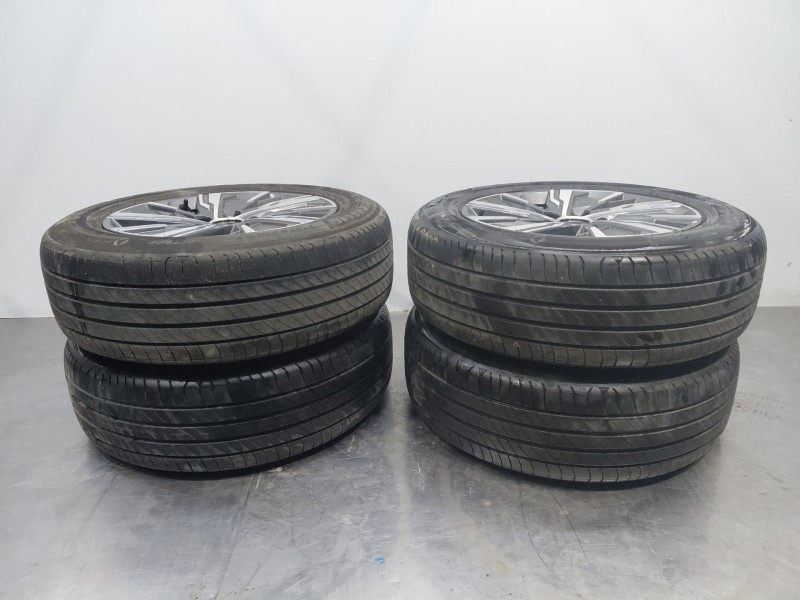 Recambio de juego llantas para hyundai tucson tecno sky referencia OEM IAM 52910N7160  