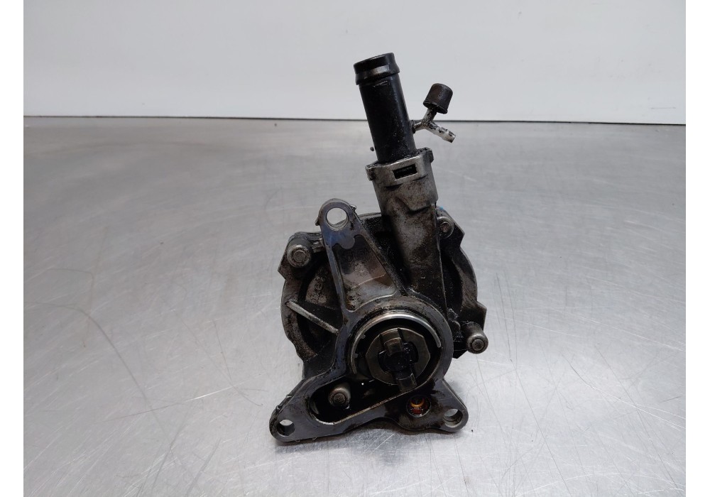 Recambio de depresor freno / bomba vacio para opel movano b pritsche/kipper/koffer pritsche referencia OEM IAM   