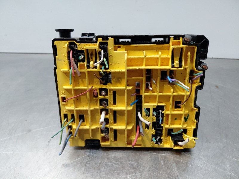 Recambio de caja reles / fusibles para citroën c4 cactus bluehdi referencia OEM IAM   