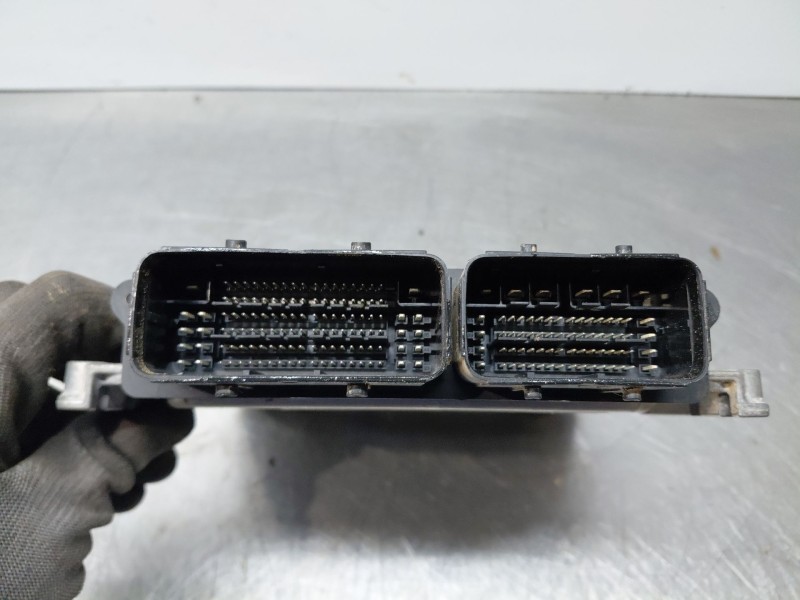 Recambio de centralita motor uce para citroën c4 cactus bluehdi referencia OEM IAM   