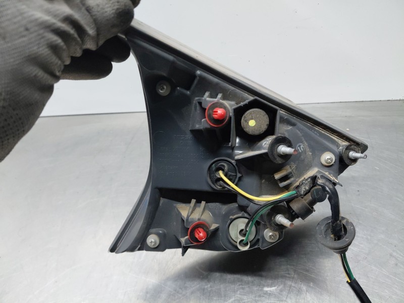 Recambio de piloto trasero derecho interior para nissan x-trail (t32) acenta referencia OEM IAM   