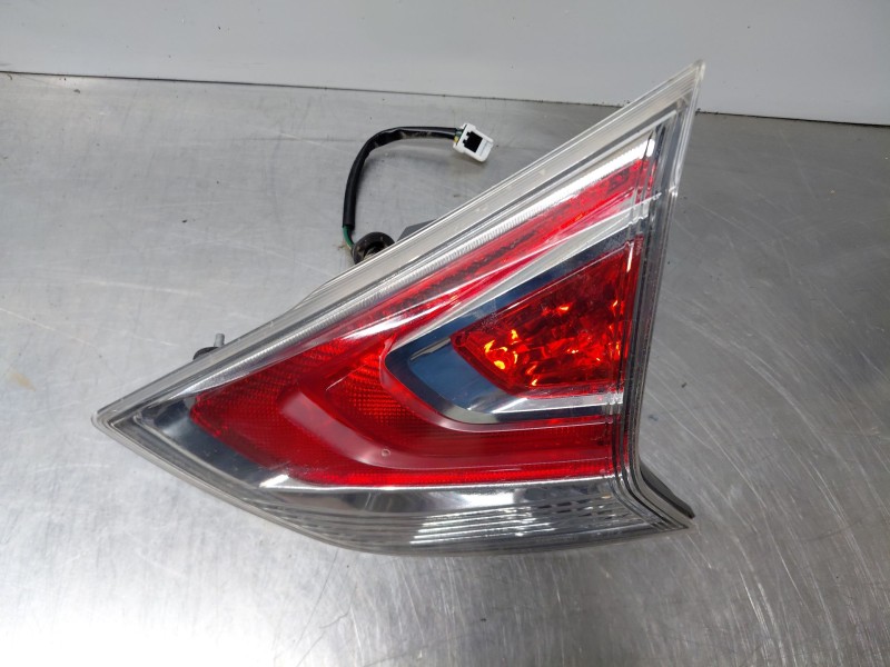 Recambio de piloto trasero derecho interior para nissan x-trail (t32) acenta referencia OEM IAM   