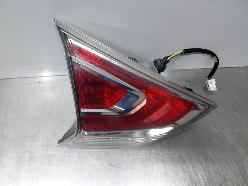 Recambio de piloto trasero izquierdo interior para nissan x-trail (t32) acenta referencia OEM IAM   