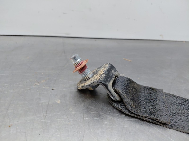 Recambio de cinturon seguridad trasero derecho para hyundai bayon hybrid referencia OEM IAM   