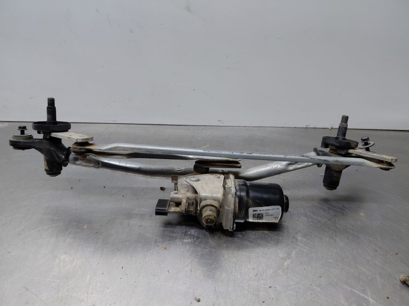 Recambio de motor limpia delantero para hyundai bayon hybrid referencia OEM IAM   