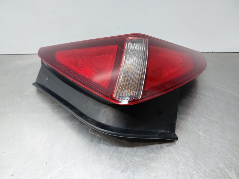 Recambio de piloto trasero derecho para hyundai bayon hybrid referencia OEM IAM   