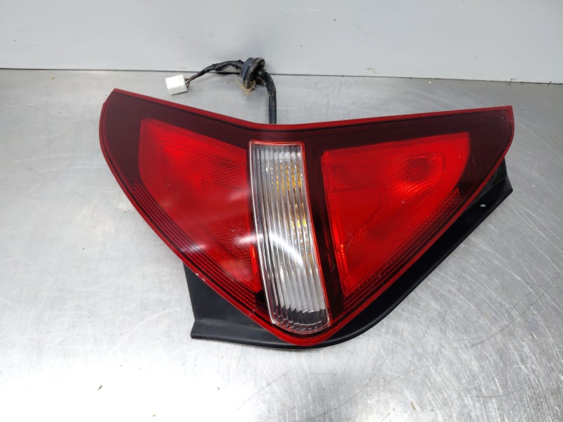 Recambio de piloto trasero izquierdo para hyundai bayon hybrid referencia OEM IAM   