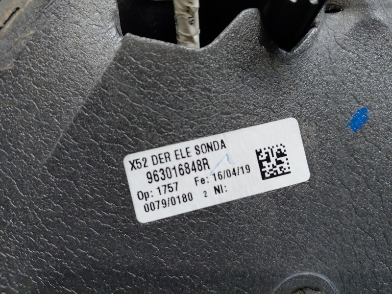 Recambio de retrovisor derecho para dacia sandero stepwey referencia OEM IAM   