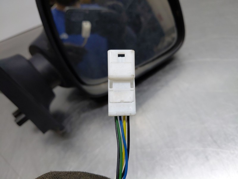 Recambio de retrovisor derecho para dacia sandero stepwey referencia OEM IAM   