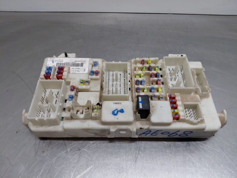 Recambio de caja reles / fusibles para ford kuga (cbv) trend referencia OEM IAM   