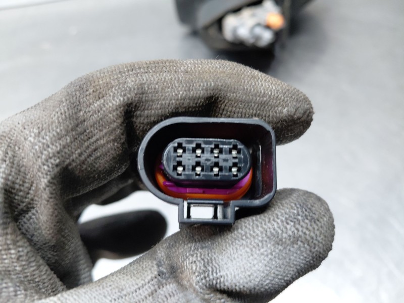 Recambio de retrovisor derecho para seat arona suv referencia OEM IAM   