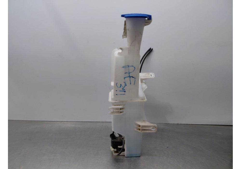 Recambio de deposito limpia para kia sportage concept referencia OEM IAM   