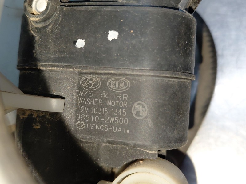 Recambio de deposito limpia para kia sportage concept referencia OEM IAM   