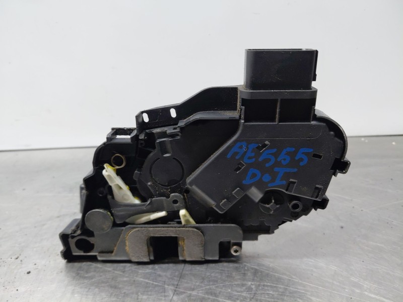 Recambio de cerradura puerta delantera izquierda para ford kuga i 2.0 tdci referencia OEM IAM 1523324  