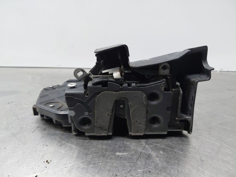 Recambio de cerradura puerta delantera izquierda para ford kuga i 2.0 tdci referencia OEM IAM 1523324  