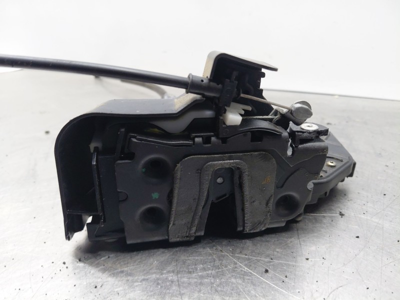 Recambio de cerradura puerta trasera derecha para ford kuga i 2.0 tdci referencia OEM IAM 1523327  