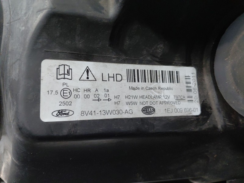 Recambio de faro izquierdo para ford kuga i 2.0 tdci referencia OEM IAM 1717364  