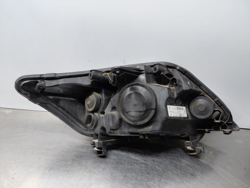 Recambio de faro izquierdo para ford kuga i 2.0 tdci referencia OEM IAM 1717364  