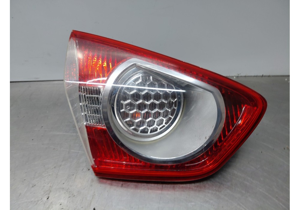 Recambio de piloto trasero izquierdo interior para ford kuga i 2.0 tdci referencia OEM IAM   