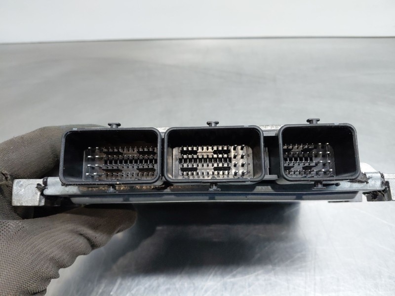 Recambio de centralita motor uce para ford kuga i 2.0 tdci referencia OEM IAM   