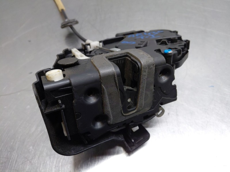 Recambio de cerradura puerta trasera izquierda para ford kuga i 2.0 tdci referencia OEM IAM   