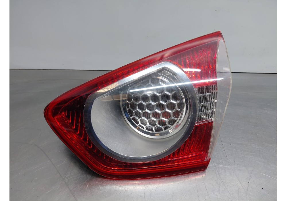 Recambio de piloto trasero derecho interior para ford kuga i 2.0 tdci referencia OEM IAM   