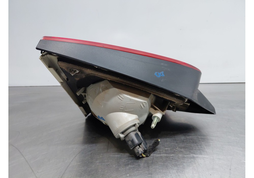 Recambio de piloto trasero derecho interior para ford kuga i 2.0 tdci referencia OEM IAM   