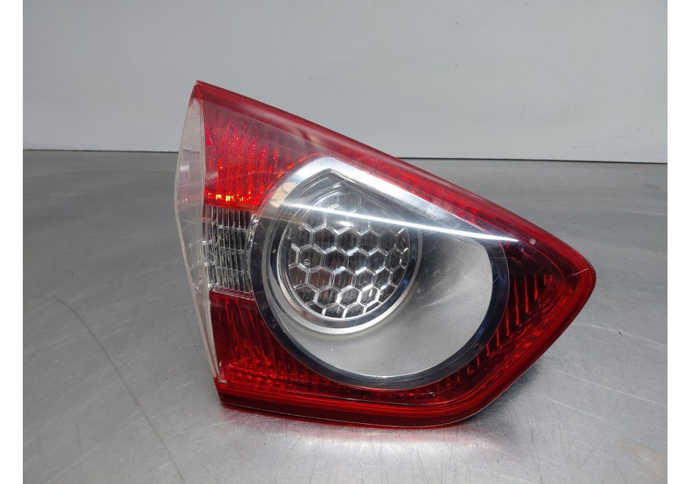 Recambio de piloto trasero izquierdo interior para ford kuga i 2.0 tdci referencia OEM IAM   