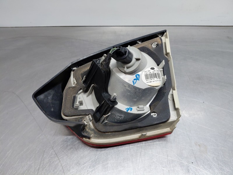 Recambio de piloto trasero izquierdo interior para ford kuga i 2.0 tdci referencia OEM IAM   