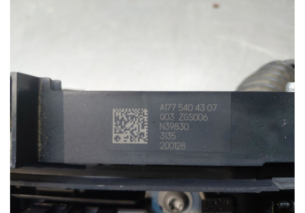 Recambio de caja reles / fusibles para mercedes-benz clase a (w177) a 180 (177.084) referencia OEM IAM   