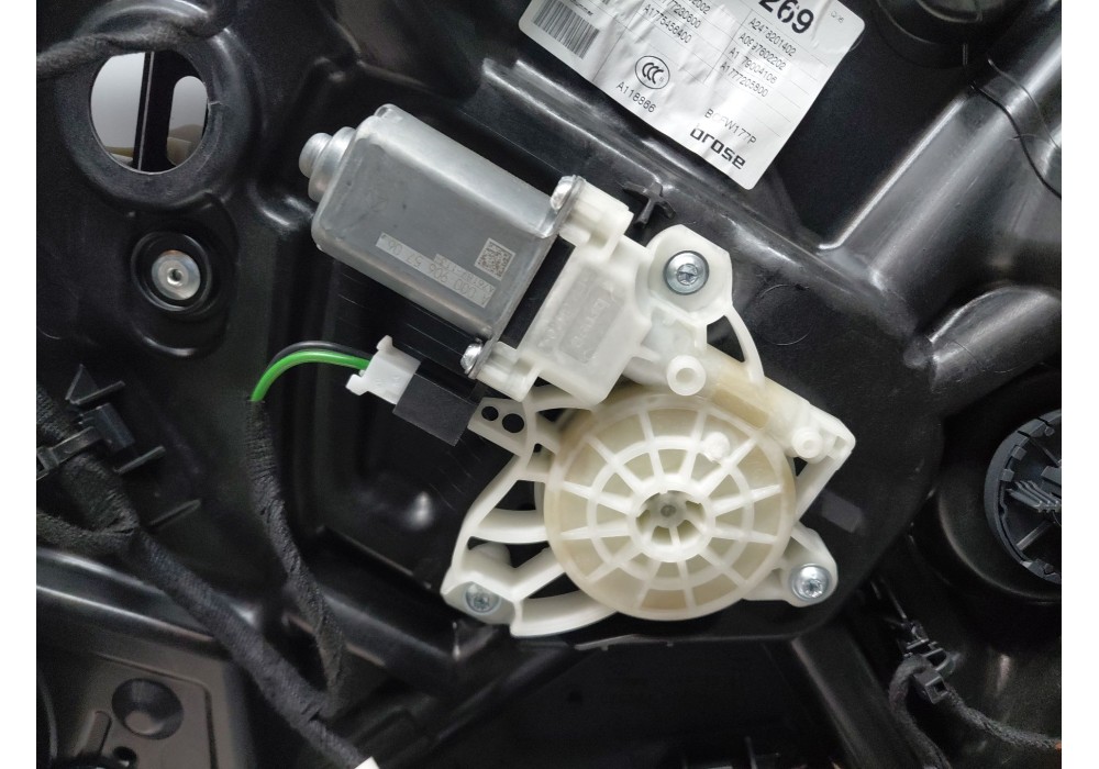 Recambio de elevalunas delantero derecho para mercedes-benz clase a (w177) a 180 (177.084) referencia OEM IAM   