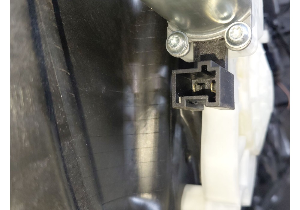 Recambio de elevalunas delantero derecho para mercedes-benz clase a (w177) a 180 (177.084) referencia OEM IAM   