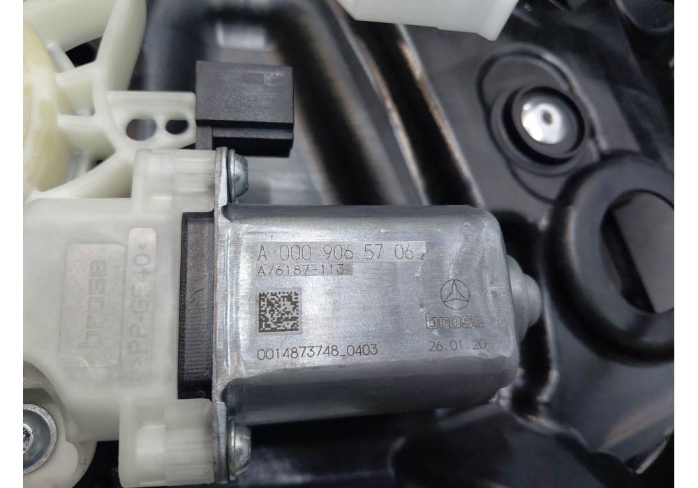 Recambio de elevalunas delantero derecho para mercedes-benz clase a (w177) a 180 (177.084) referencia OEM IAM   