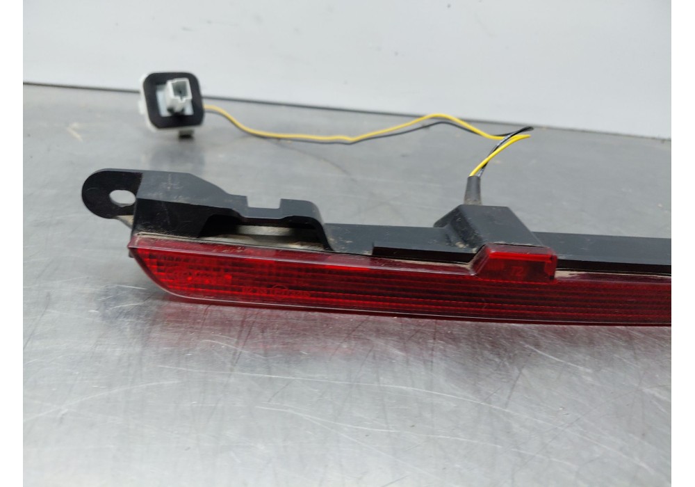 Recambio de luz central de freno para mercedes-benz clase a (w177) a 180 (177.084) referencia OEM IAM   