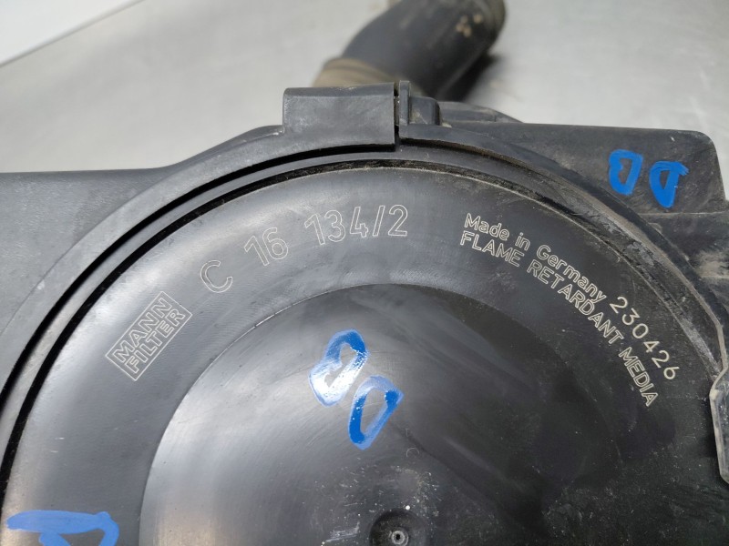 Recambio de filtro aire para ford kuga i 2.0 tdci referencia OEM IAM 1915027  