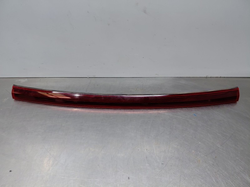 Recambio de piloto trasero central para kia sportage concept referencia OEM IAM   