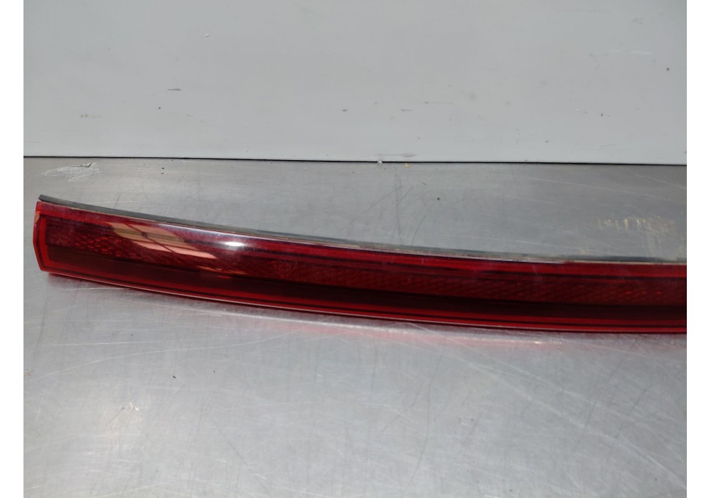 Recambio de piloto trasero central para kia sportage concept referencia OEM IAM   