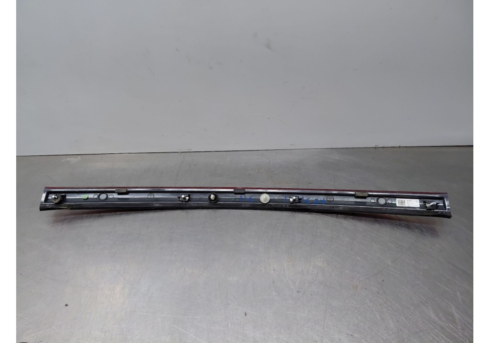 Recambio de piloto trasero central para kia sportage concept referencia OEM IAM   