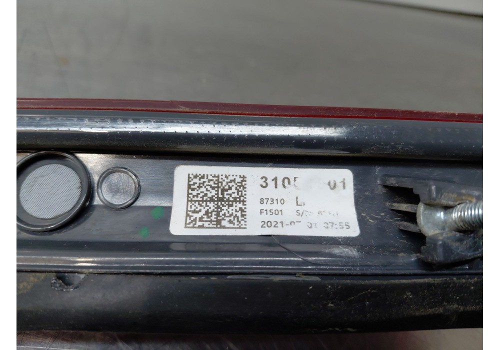 Recambio de piloto trasero central para kia sportage concept referencia OEM IAM   