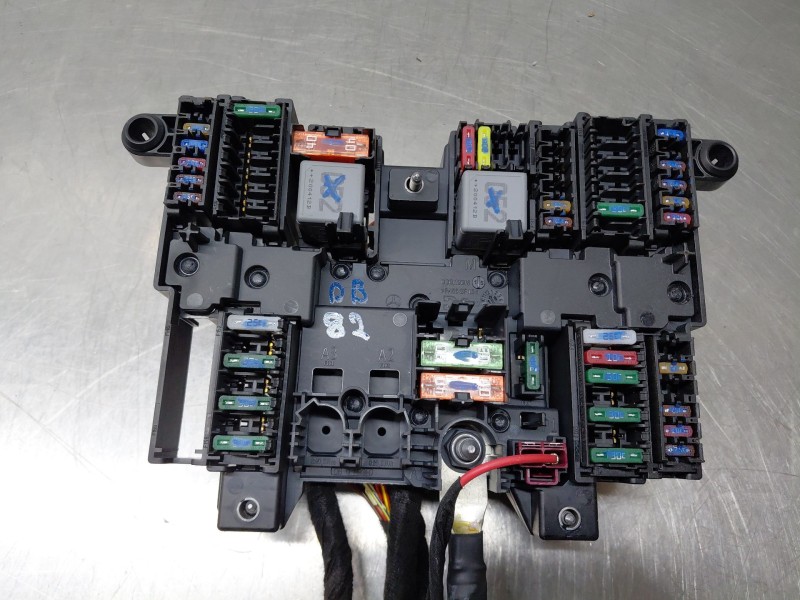 Recambio de caja reles / fusibles para mercedes-benz clase a (w177) a 180 (177.084) referencia OEM IAM   