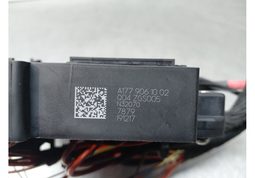 Recambio de caja reles / fusibles para mercedes-benz clase a (w177) a 180 (177.084) referencia OEM IAM   