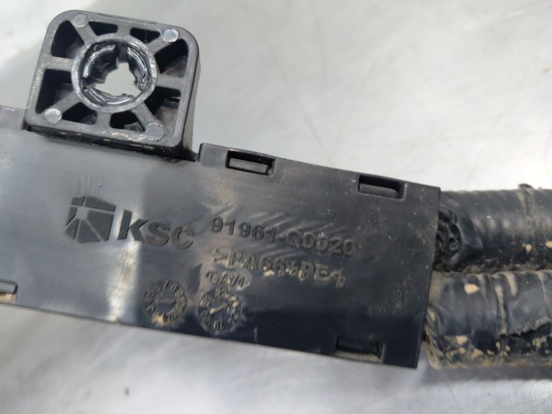 Recambio de cable positivo bateria - borne positivo para hyundai bayon hybrid referencia OEM IAM   