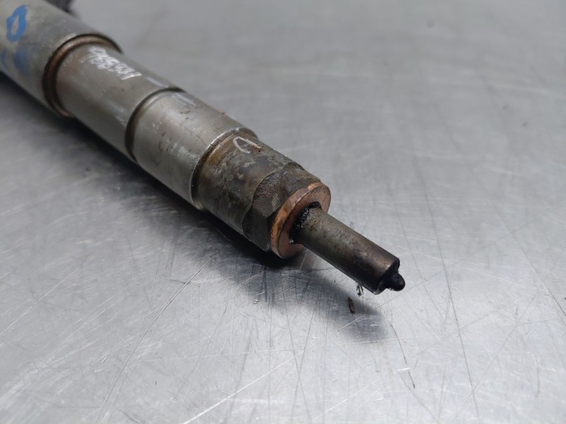 Recambio de inyector para ford grand c-max titanium referencia OEM IAM   