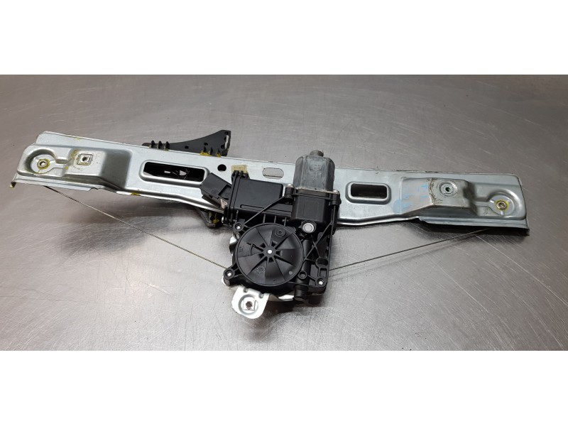 Recambio de elevalunas trasero izquierdo para opel zafira tourer expression referencia OEM IAM 13260141  