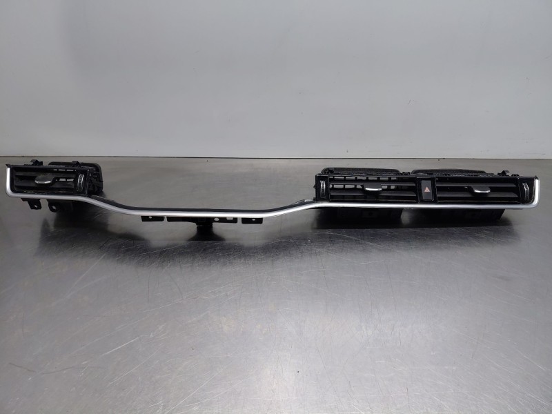 Recambio de rejilla aireadora para land rover range rover evoque (l551) 2.0 d150 referencia OEM IAM   