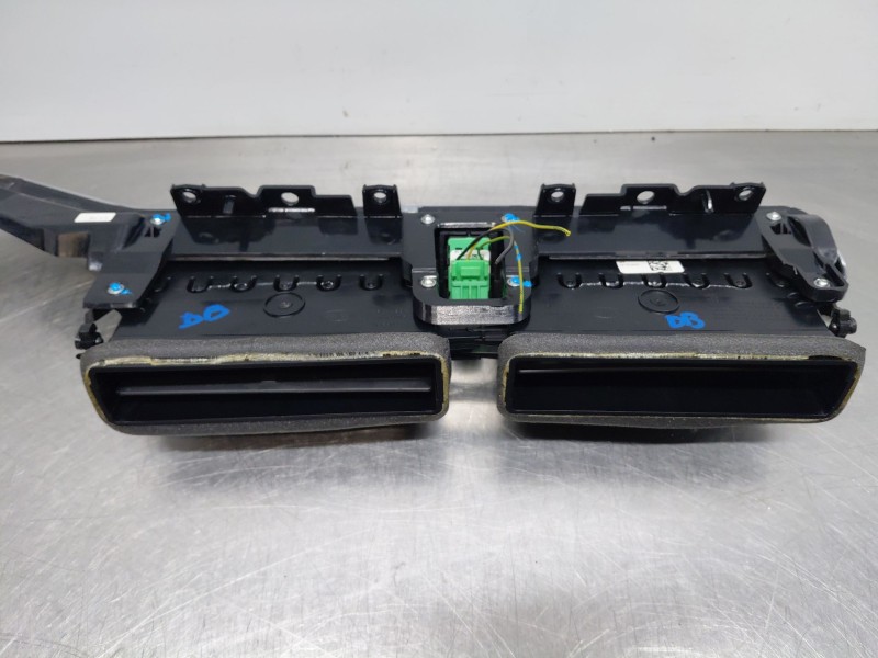 Recambio de rejilla aireadora para land rover range rover evoque (l551) 2.0 d150 referencia OEM IAM   