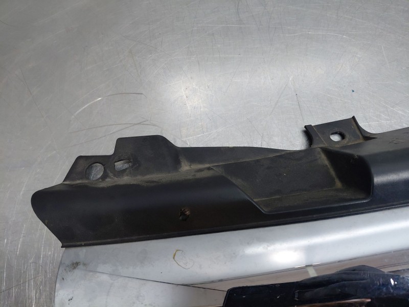 Recambio de rejilla delantera para opel zafira / zafira family b (a05) 1.9 cdti (m75) referencia OEM IAM   